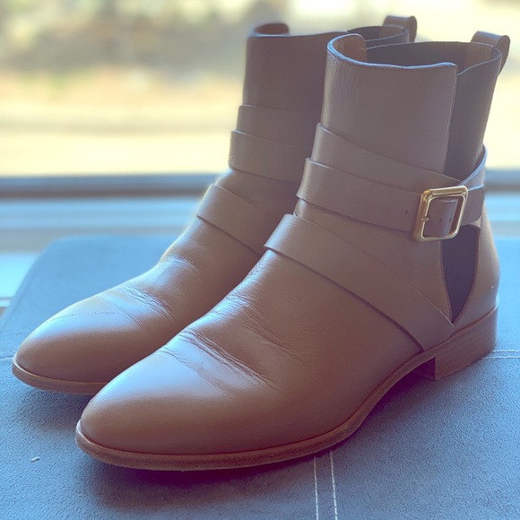 Tan Chloe flat ankle boots size 38.5
